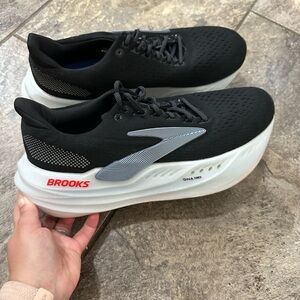 Men’s Brooks Glycerin Max size 10.5 SOLD